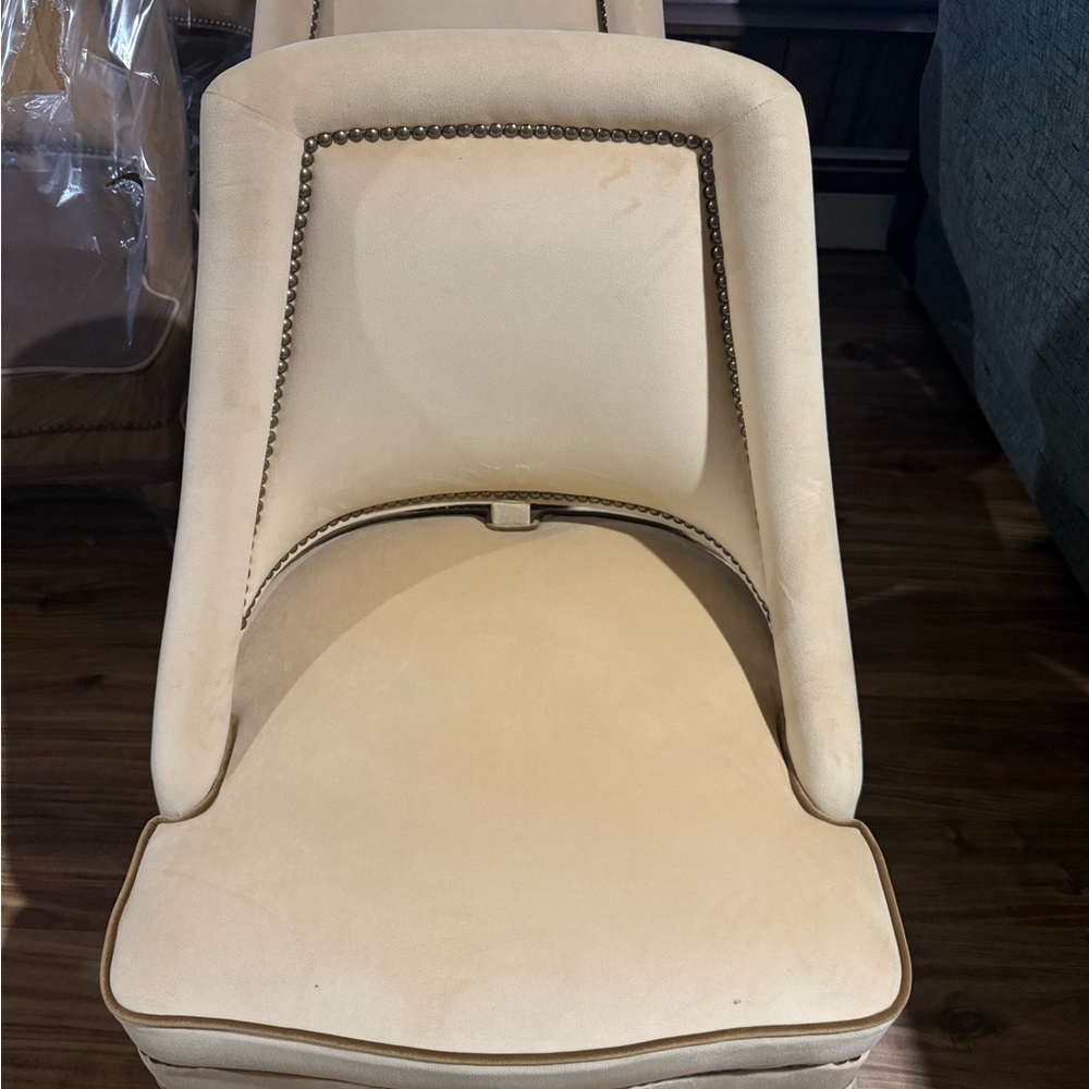 Elegant Cream Accent Chair